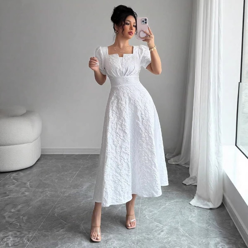 Sundress Midi Floral - Damen Weißes Geprägtes Blumen-Midikleid mit Hoher