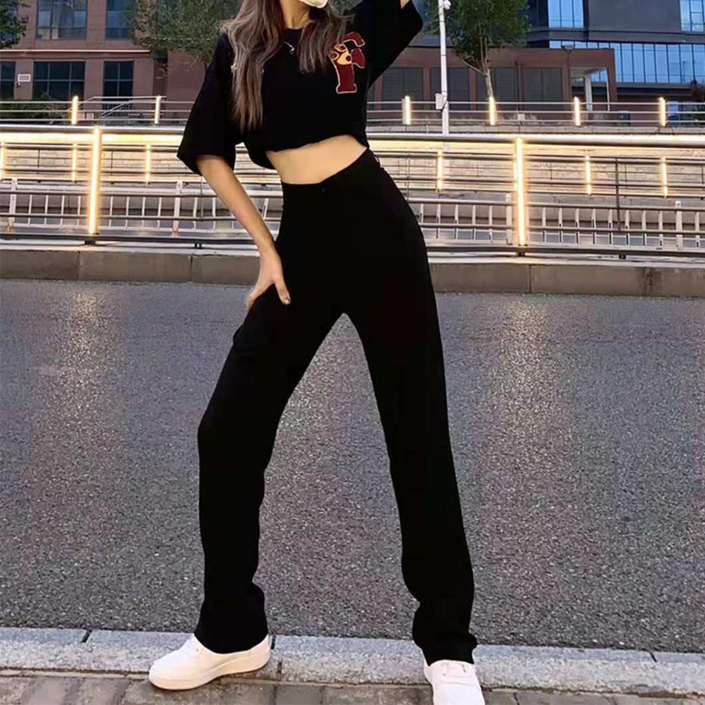 Ausgestellte Jeans, Gothic-Kle – Summer Clothing Vibes Bewertung und Preis